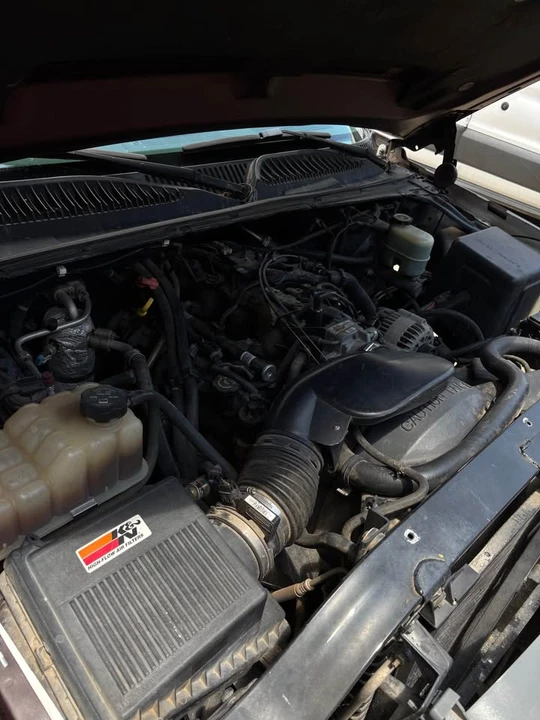 2000 GMC Sierra - Image 2 of 16