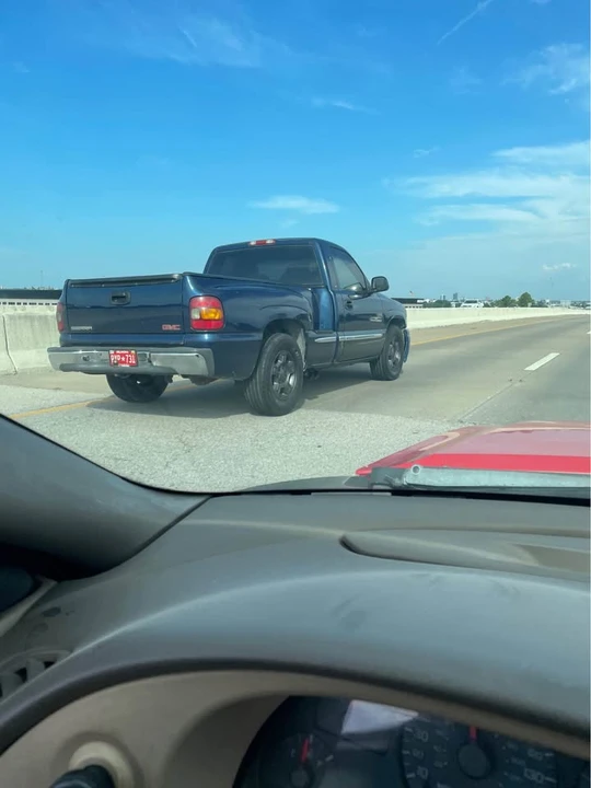 2000 GMC Sierra - Image 6 of 9
