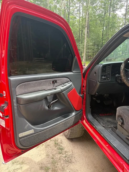 2000 GMC Sierra 2nd Gen - Image 7 of 12