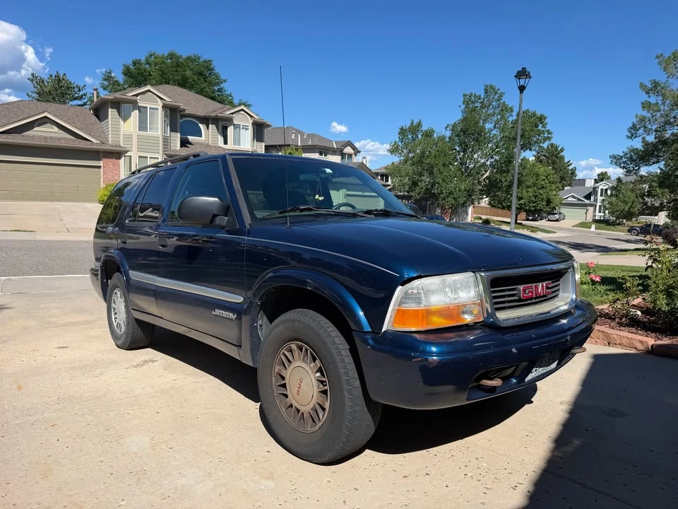 2000 GMC S-15 Jimmy 2nd Gen - Image 19 of 19