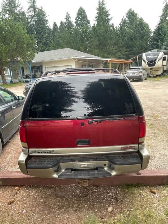 2000 GMC S-15 Jimmy 2nd Gen - Image 4 of 8