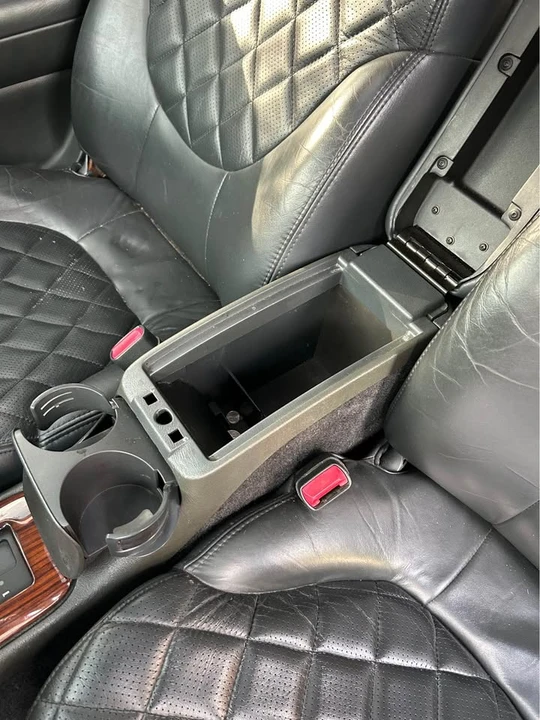 2000 GMC S-15 Jimmy 2nd Gen - Image 18 of 19