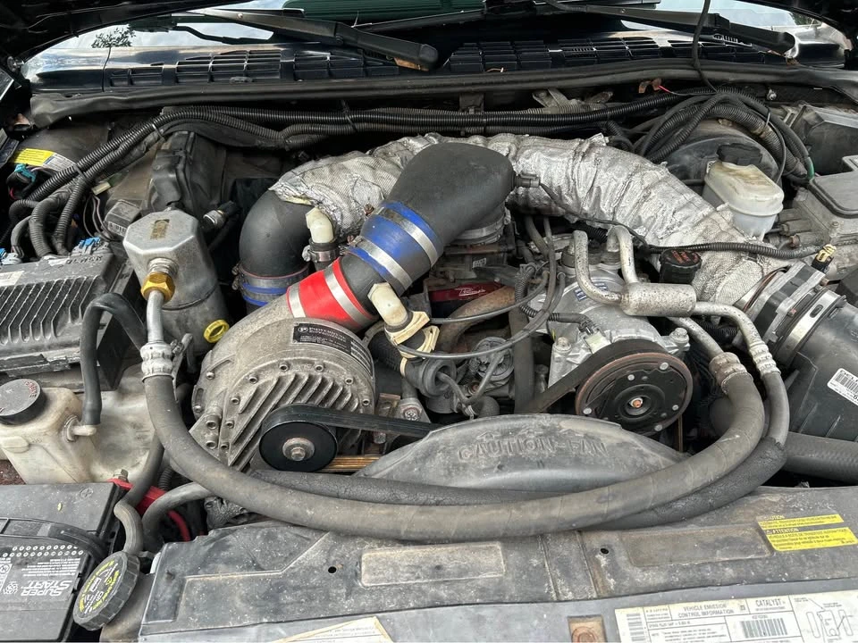 2000 GMC S-15 Jimmy 2nd Gen - Image 19 of 19