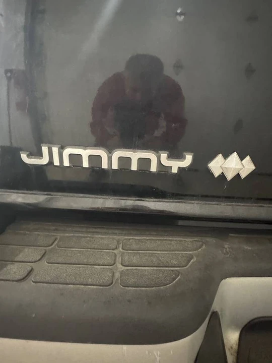 2000 GMC S-15 Jimmy 2nd Gen - Image 20 of 21