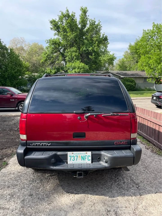 2000 GMC S-15 Jimmy 2nd Gen - Image 5 of 16