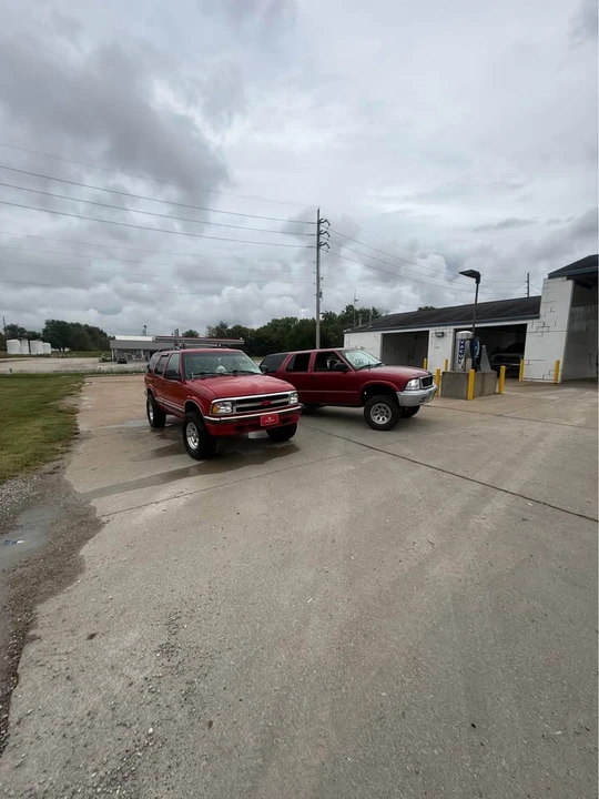 2000 GMC S-15 Jimmy 2nd Gen - Image 6 of 6