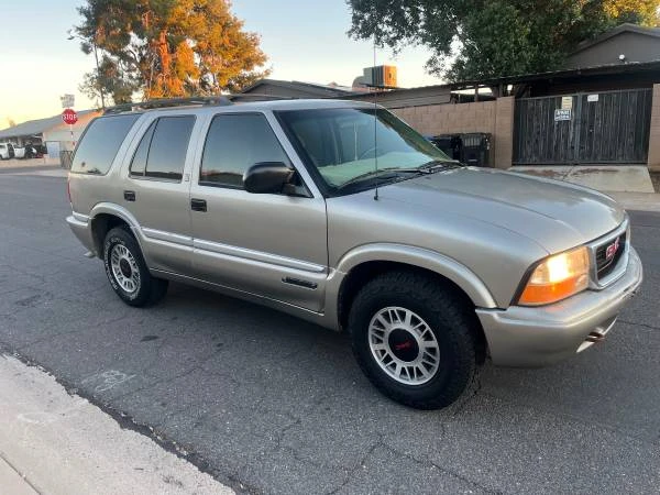 2000 GMC S-15 Jimmy 2nd Gen - Image 2 of 13