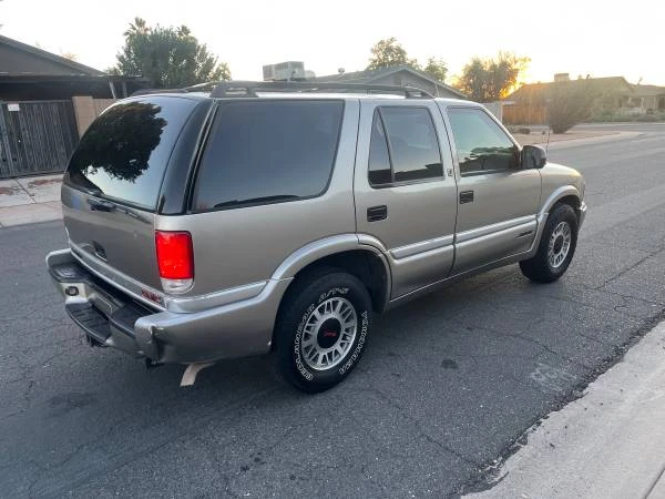 2000 GMC S-15 Jimmy 2nd Gen - Image 4 of 13