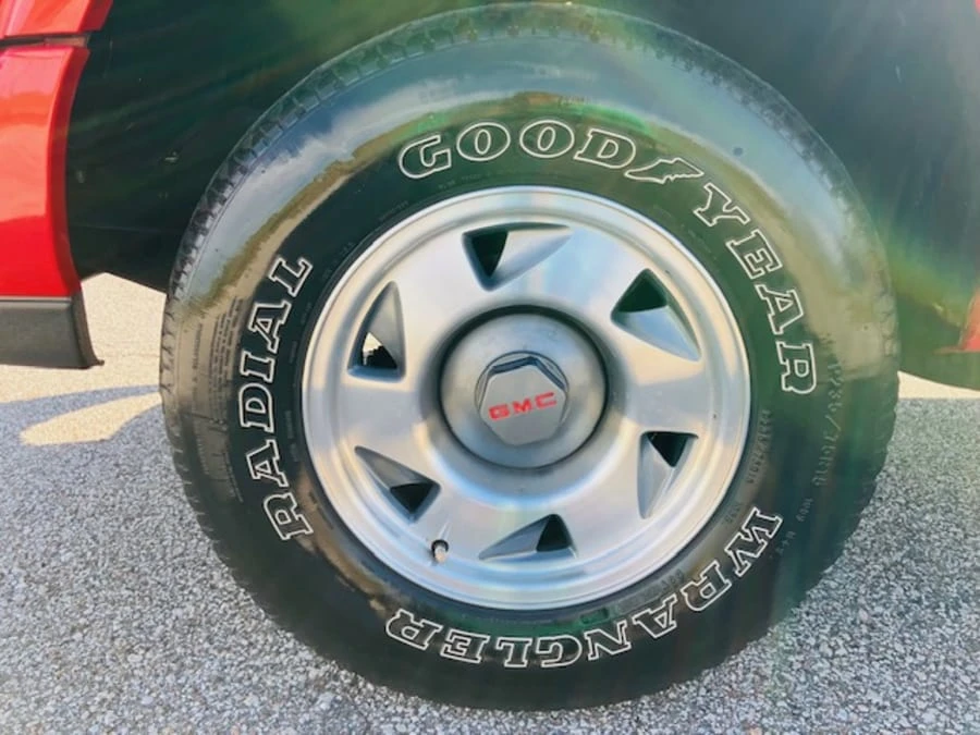 2000 GMC S-15 Jimmy 2nd Gen - Image 8 of 12