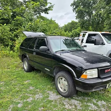 2000 GMC Jimmy SLS Sport Utility 2D