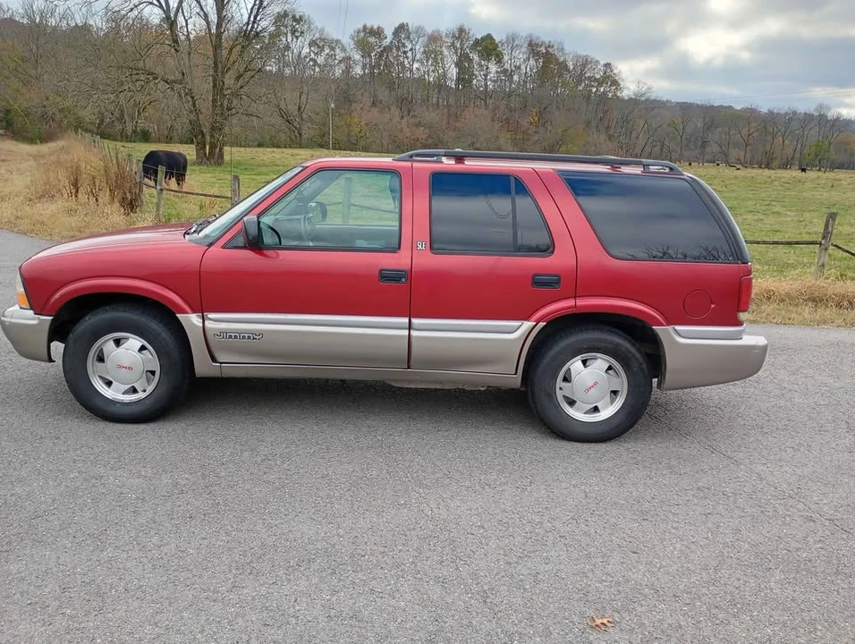 2000 GMC S-15 Jimmy 2nd Gen - Image 3 of 5