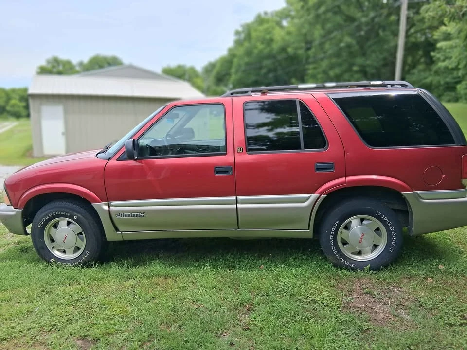 2000 GMC S-15 Jimmy 2nd Gen - Image 20 of 21