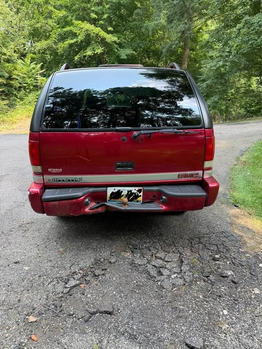 2000 GMC S-15 Jimmy 2nd Gen - Image 13 of 19