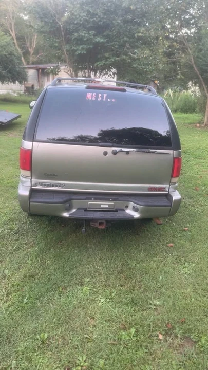 2000 GMC S-15 Jimmy 2nd Gen - Image 4 of 4