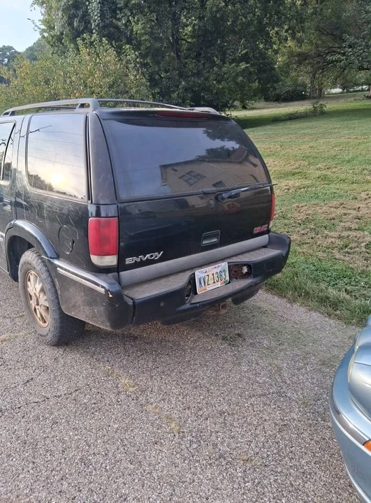 2000 GMC S-15 Jimmy 2nd Gen - Image 4 of 6