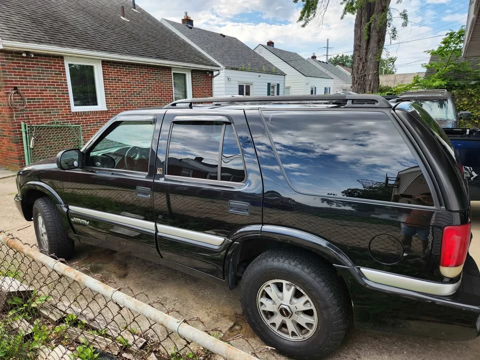 2000 GMC S-15 Jimmy 2nd Gen - Image 8 of 8