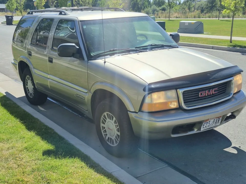 2000 GMC S-15 Jimmy 2nd Gen - Image 7 of 13
