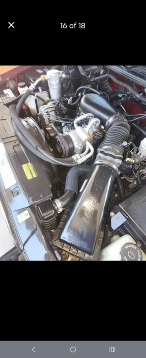 2000 GMC S-15 Jimmy 2nd Gen - Image 2 of 13