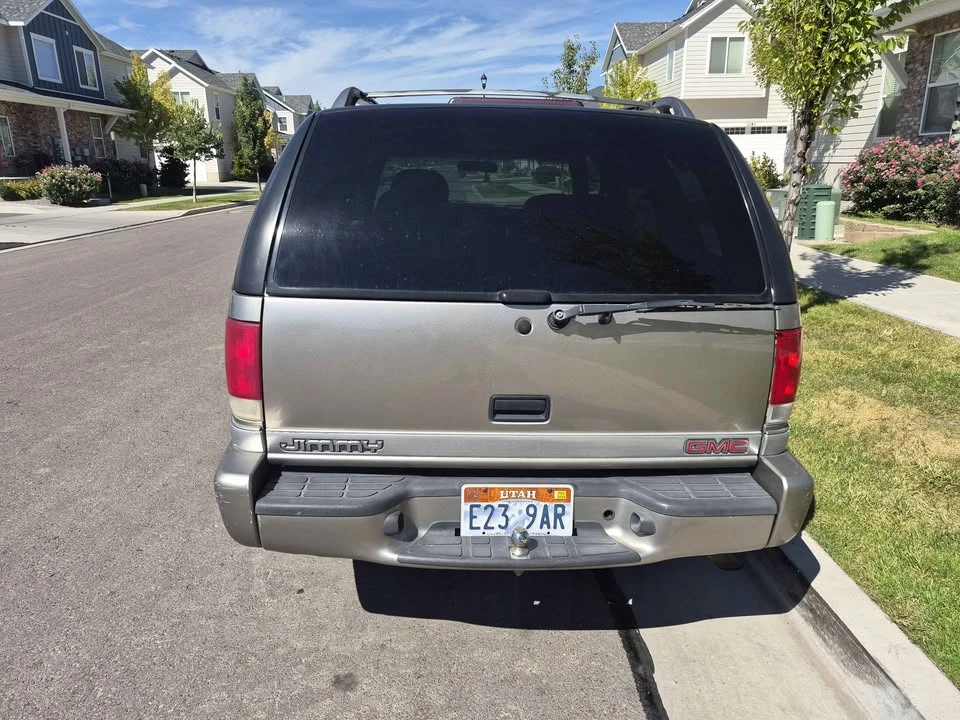 2000 GMC S-15 Jimmy 2nd Gen - Image 6 of 13
