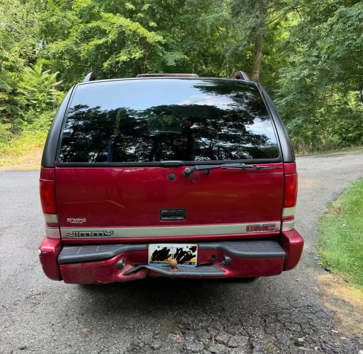 2000 GMC S-15 Jimmy 2nd Gen - Image 7 of 10