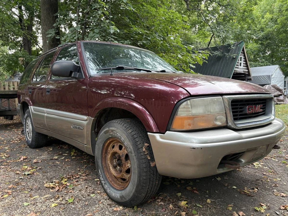 2000 GMC S-15 Jimmy 2nd Gen - Image 3 of 14