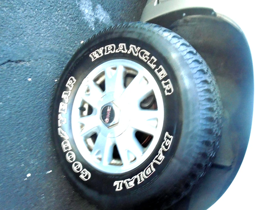 2000 GMC Sierra 1st Gen - Image 10 of 21