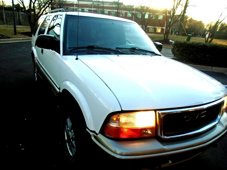 2000 GMC Sierra 1st Gen - Image 7 of 21