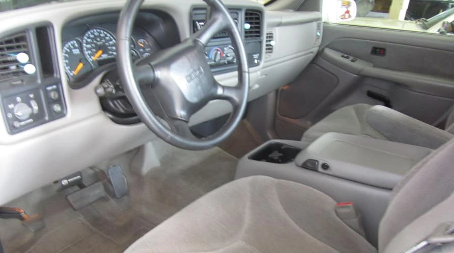 2000 GMC Sierra 2nd Gen - Image 6 of 12