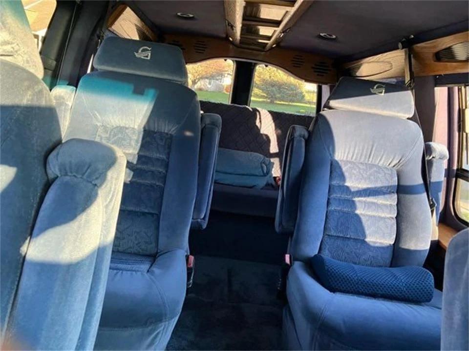 2000 GMC Savana - Image 8 of 9