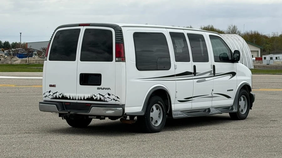 2000 GMC Savana - Image 3 of 18