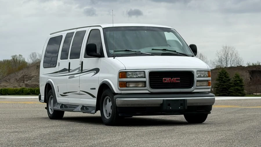 2000 GMC Savana - Image 5 of 18