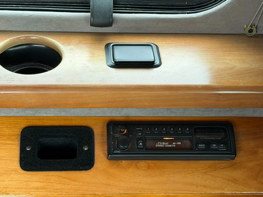 2000 GMC Savana - Image 12 of 18