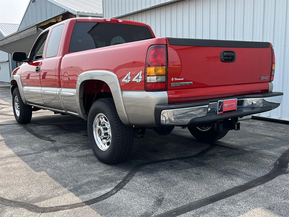 2000 GMC Sierra 1st Gen - Image 4 of 17