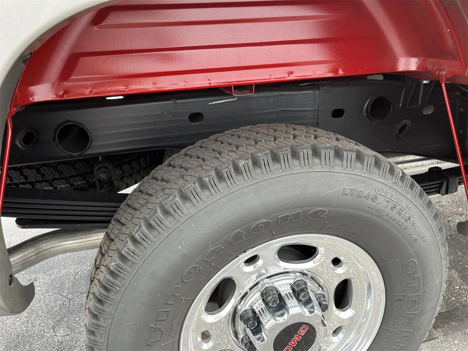 2000 GMC Sierra 1st Gen - Image 13 of 17