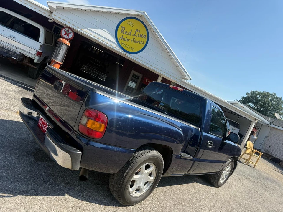 2000 GMC Sierra 1st Gen - Image 4 of 31