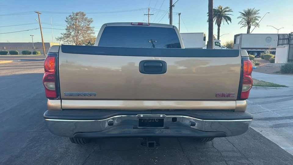 2000 GMC Sierra 2nd Gen - Image 8 of 20