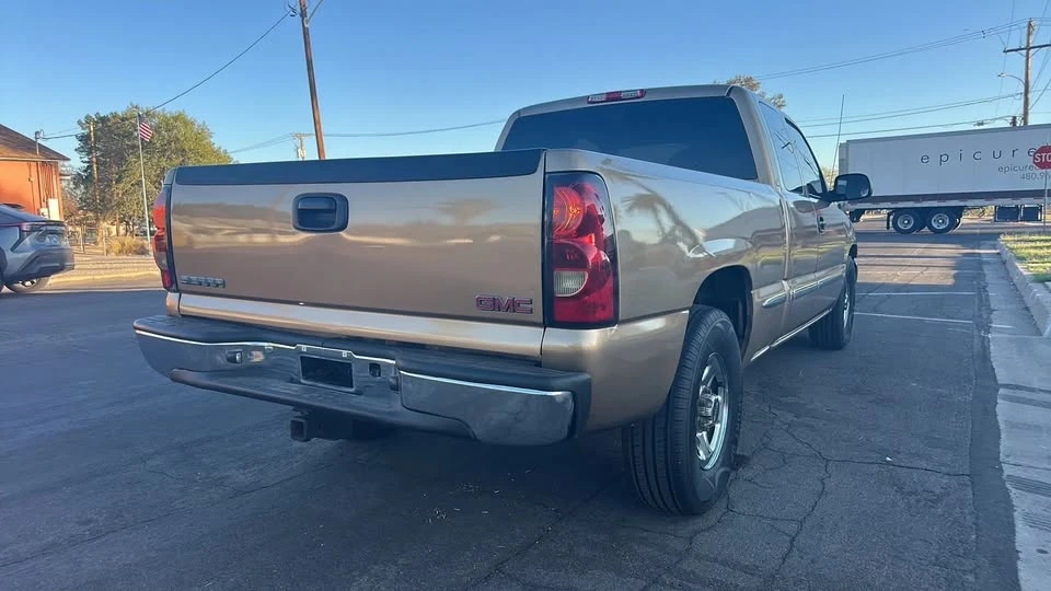 2000 GMC Sierra 2nd Gen - Image 4 of 20