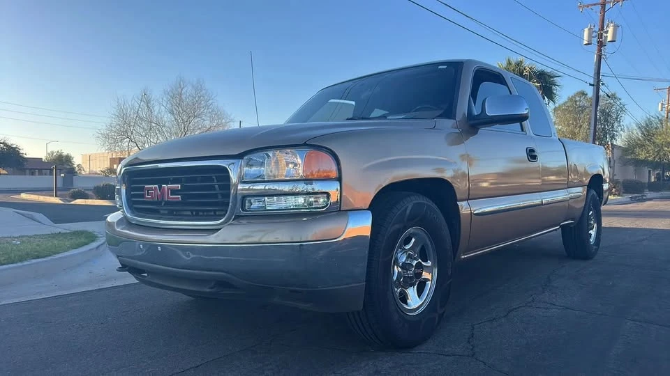 2000 GMC Sierra 2nd Gen - Image 14 of 20