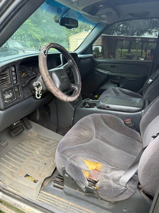 2000 GMC Sierra 2nd Gen - Image 5 of 7