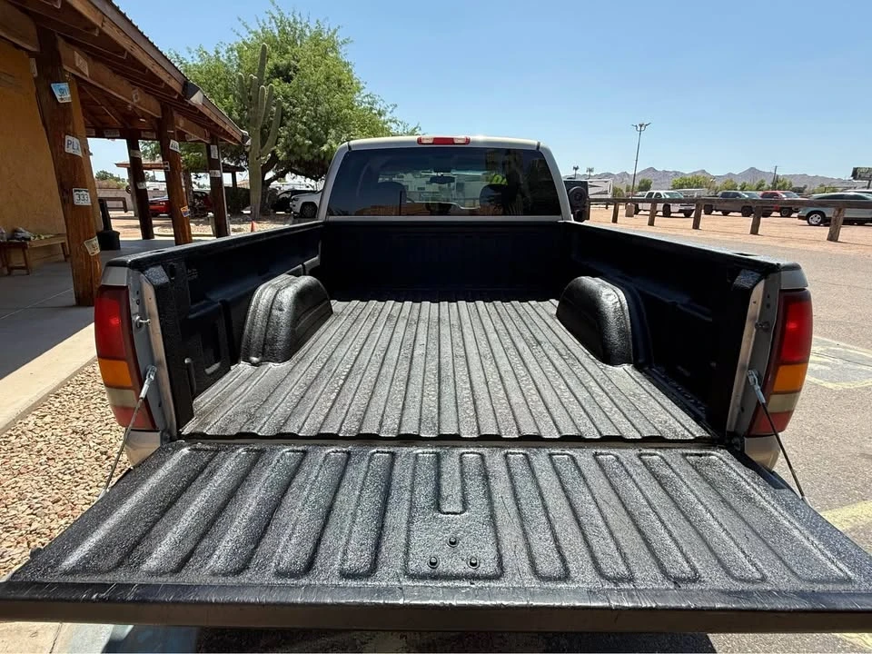 2000 GMC Sierra 2nd Gen - Image 8 of 16