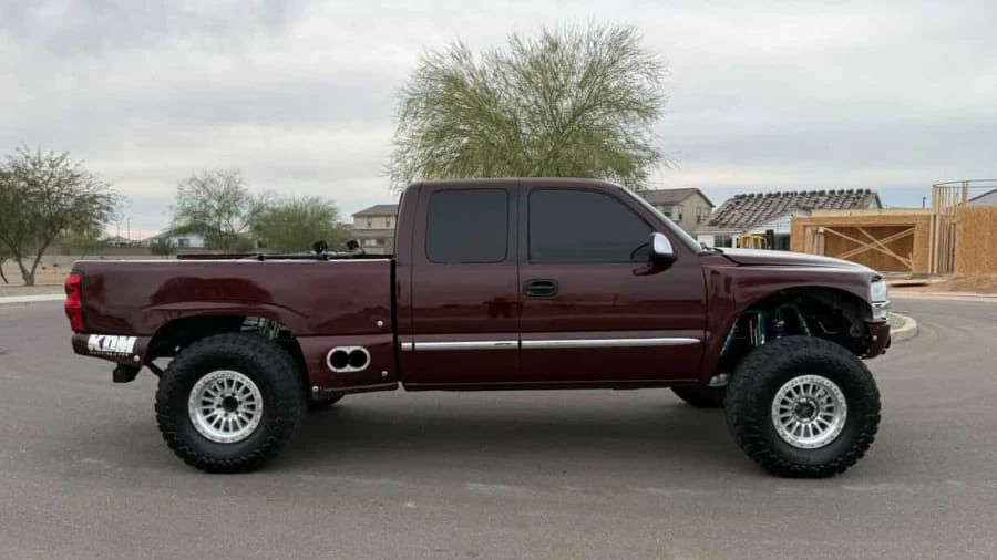 2000 GMC Sierra 2nd Gen - Image 7 of 30