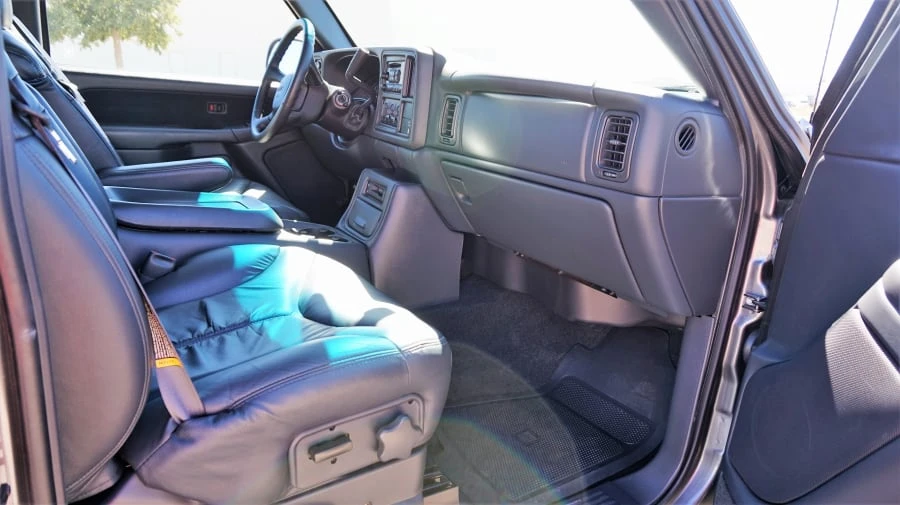 2000 GMC Sierra 2nd Gen - Image 6 of 11