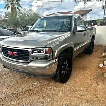 2000 GMC Sierra 1500 Regular Cab SLE Pickup 2D 6 1/2 ft