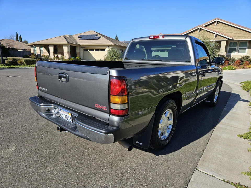 2000 GMC Sierra 2nd Gen - Image 6 of 31