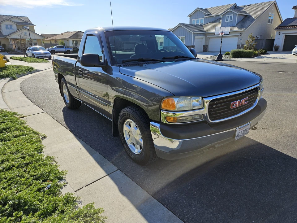 2000 GMC Sierra 2nd Gen - Image 4 of 31
