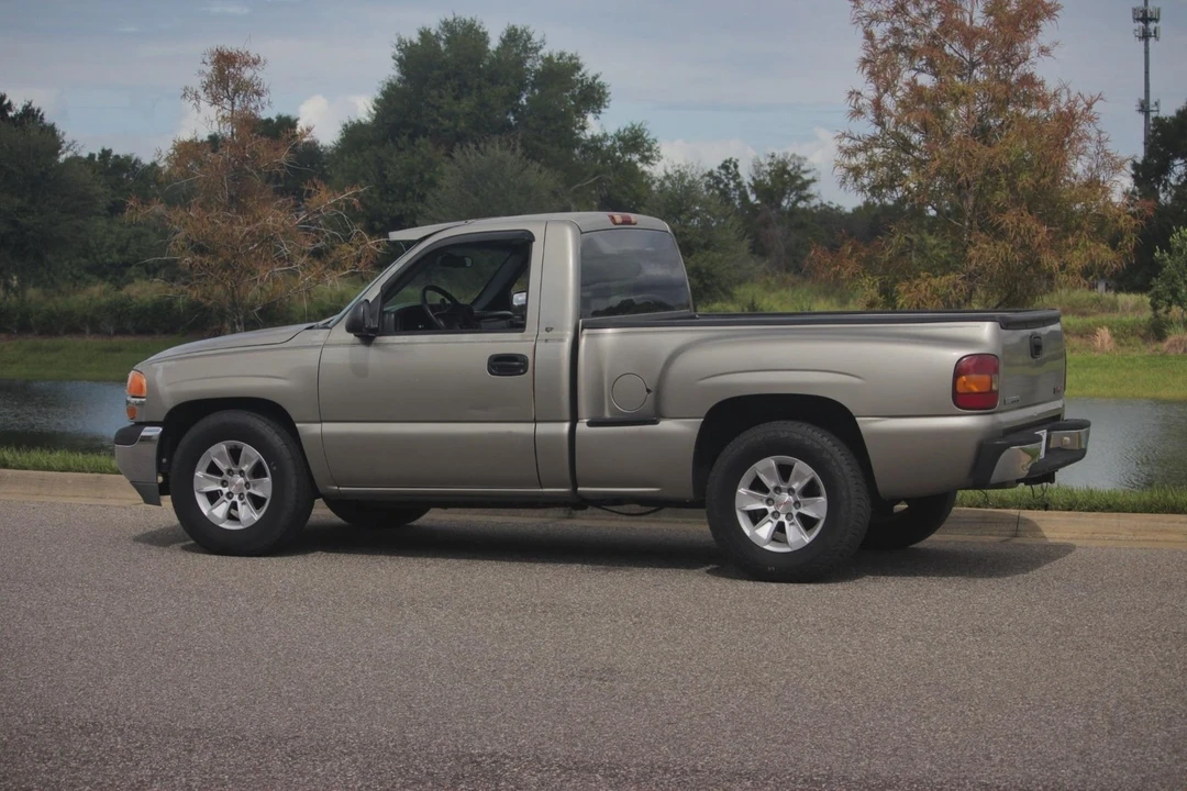 2000 GMC Sierra 1st Gen - Image 13 of 21