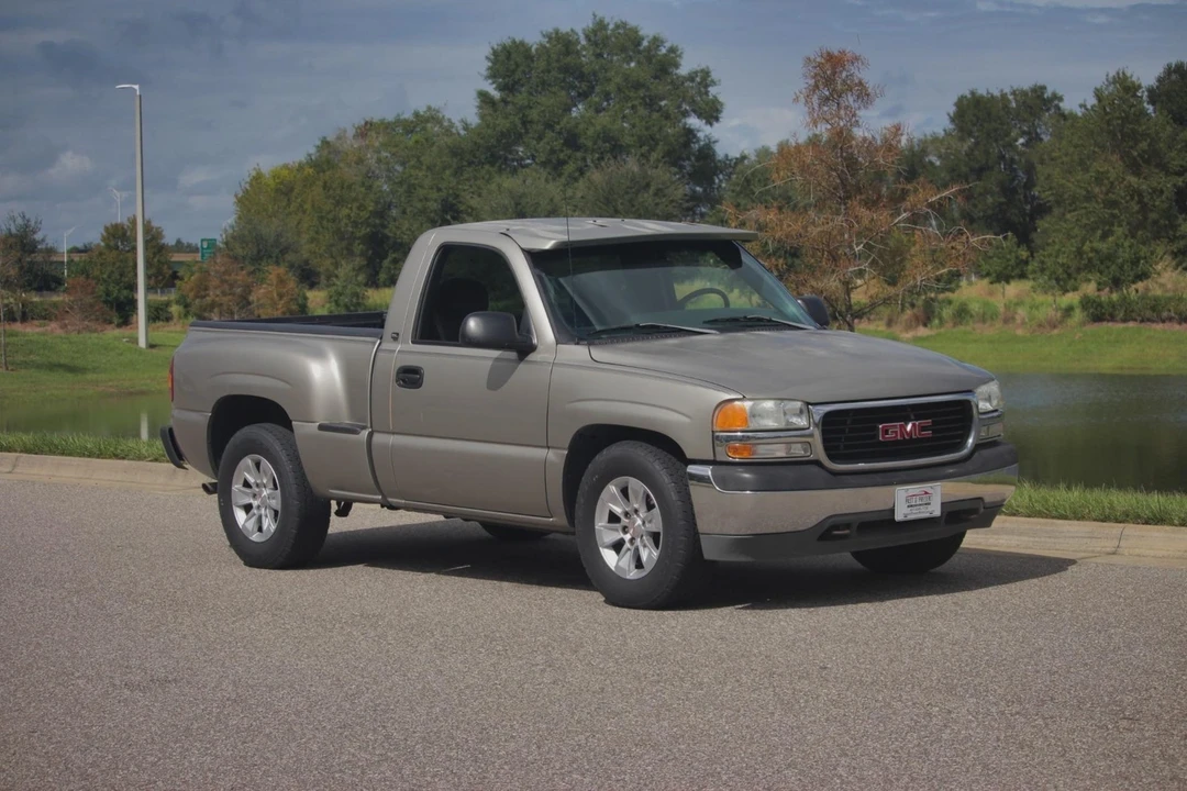 2000 GMC Sierra 1st Gen - Image 9 of 21