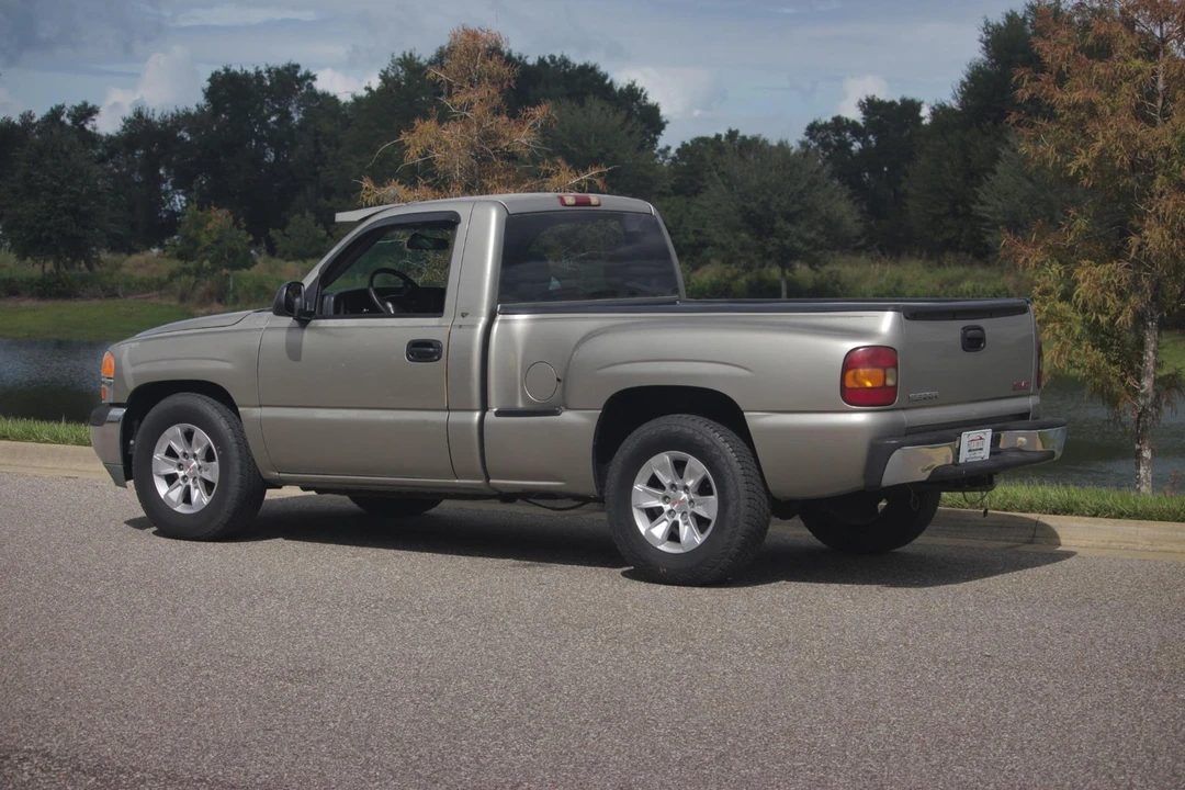 2000 GMC Sierra 2nd Gen - Image 12 of 21