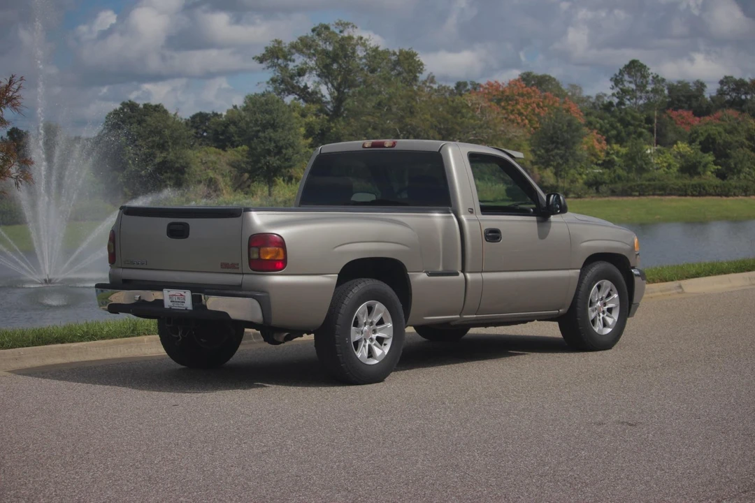 2000 GMC Sierra 2nd Gen - Image 6 of 21