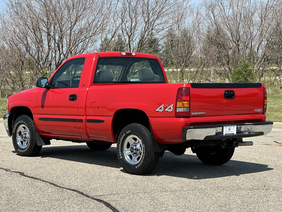 2000 GMC Sierra 2nd Gen - Image 9 of 31